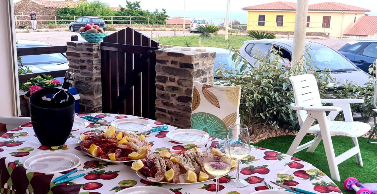 Villetta Giulia Fronte Mare Stintino Buitenkant foto