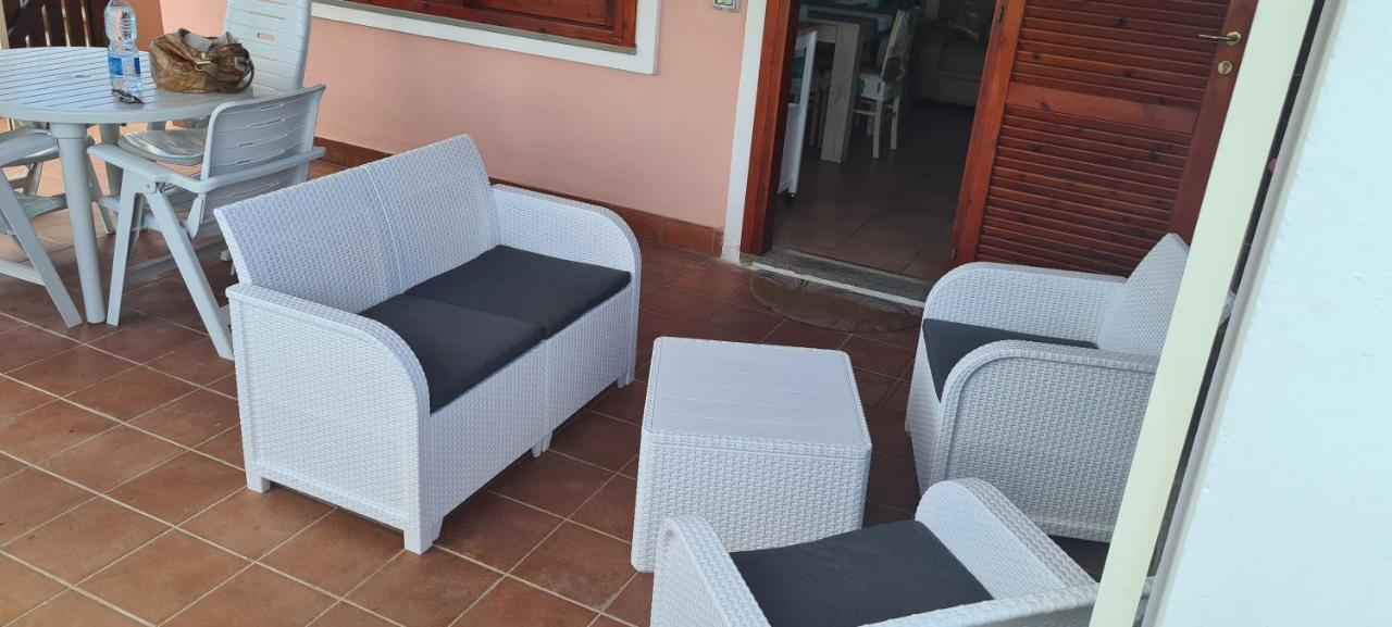 Villetta Giulia Fronte Mare Stintino Buitenkant foto